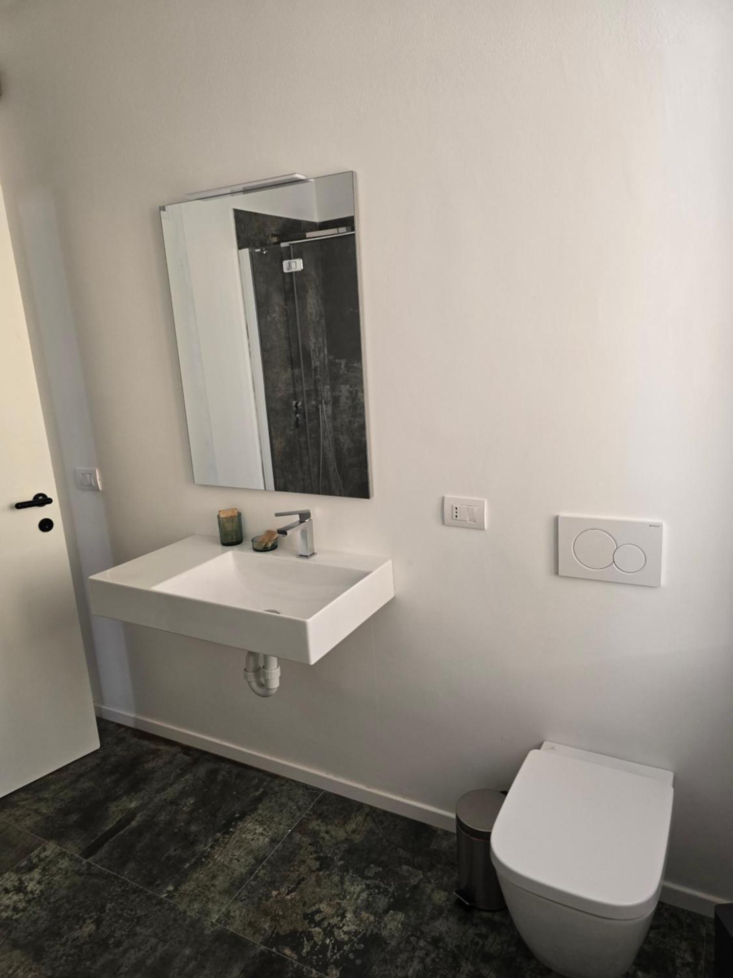 La Torretta Apartment Пескиера дел Гарда Екстериор снимка