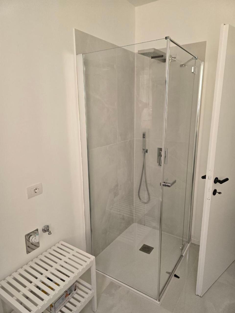 La Torretta Apartment Пескиера дел Гарда Екстериор снимка